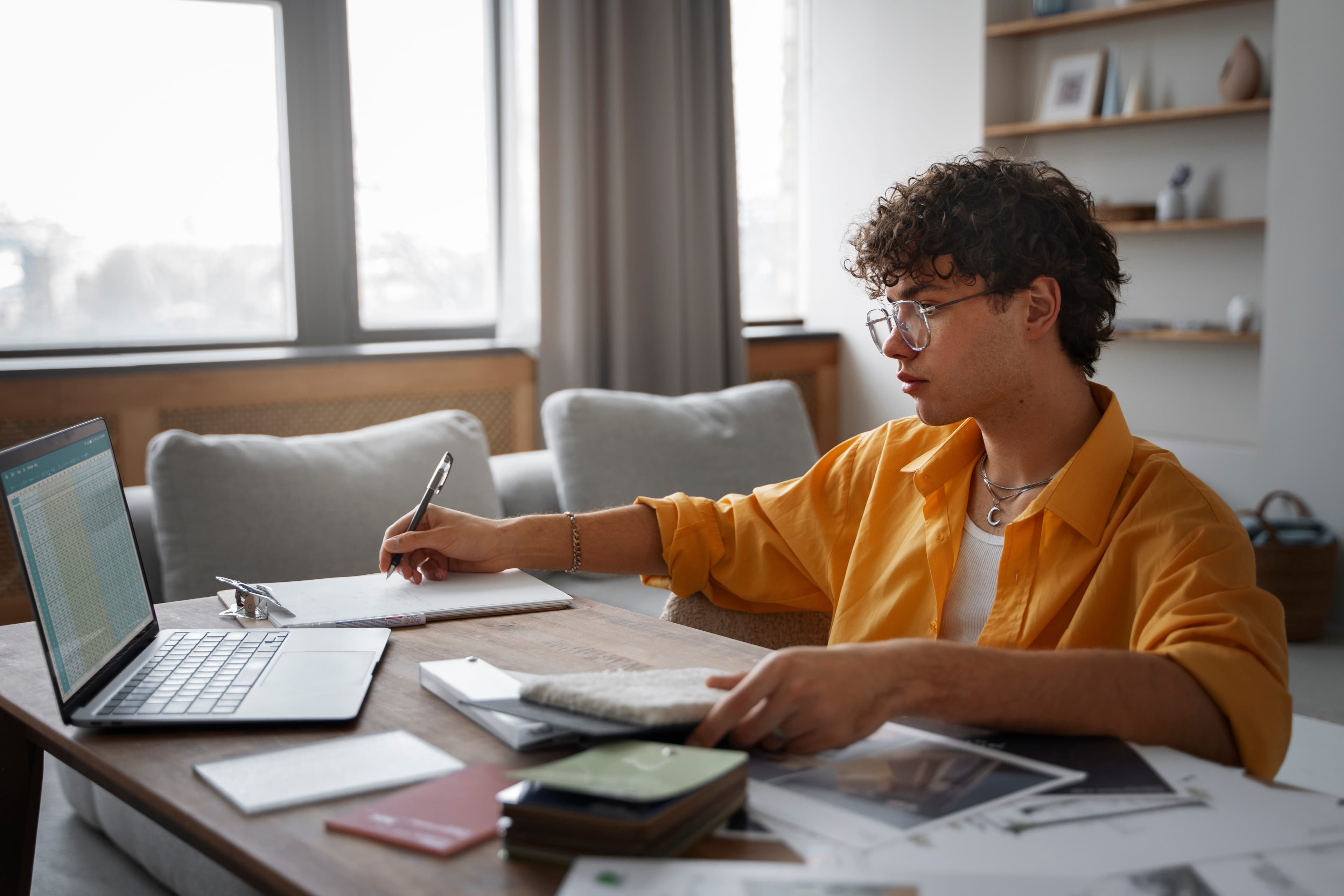 How Online Test Prep Improves Scores in Competitive Exams