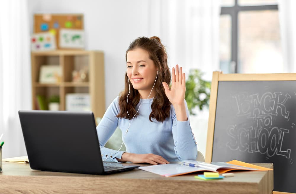 How Online Tutoring Supports Students Who Need Extra Attention